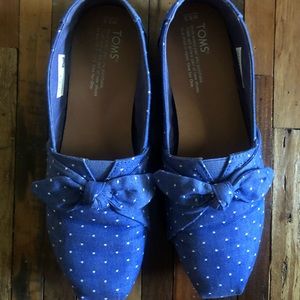 Polka Dot Chambray Toms